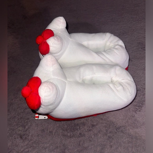 Hello Kitty slippers 🎀 - Picture 3 of 4